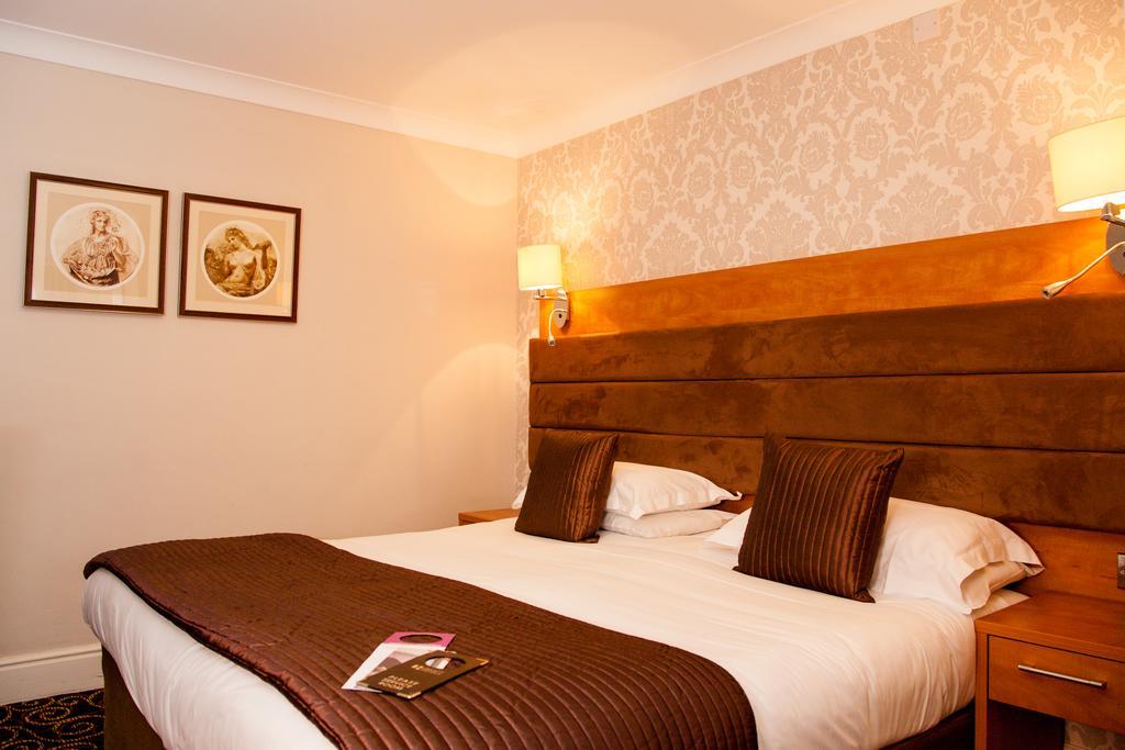 The Legacy Rose & Crown Hotel Salisbury Buitenkant foto